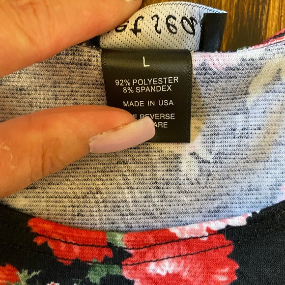 Peplum blouse Beautiful Roses on Black background - Picture 8 of 9